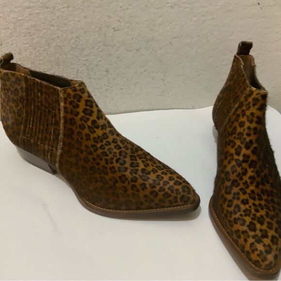 New Buttero Women’s ankle Boots Size 40 Booties Leopard pony hair Italy - Picture 2 of 9